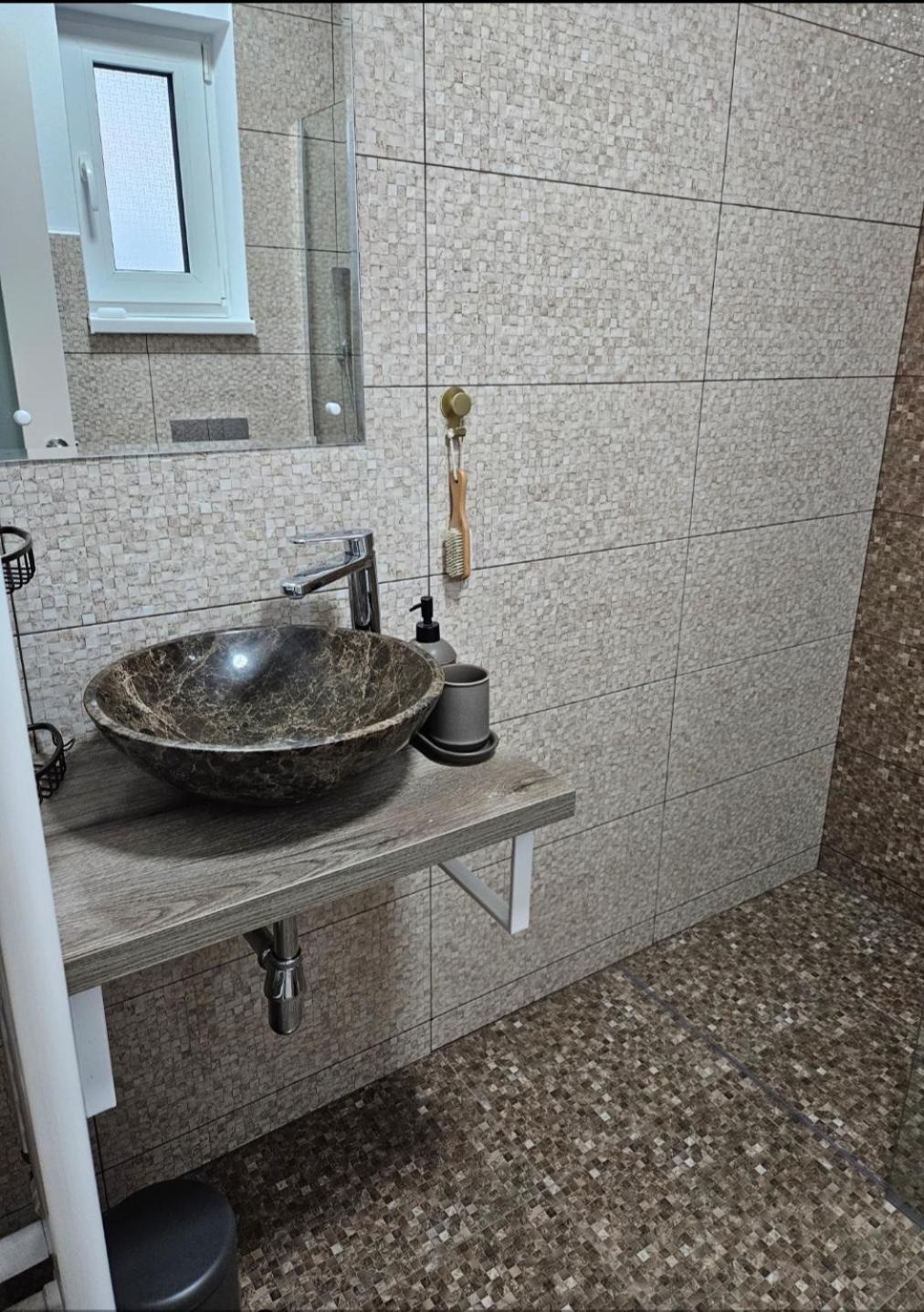 Casa Coco Hotel Curtea de Argeş Buitenkant foto